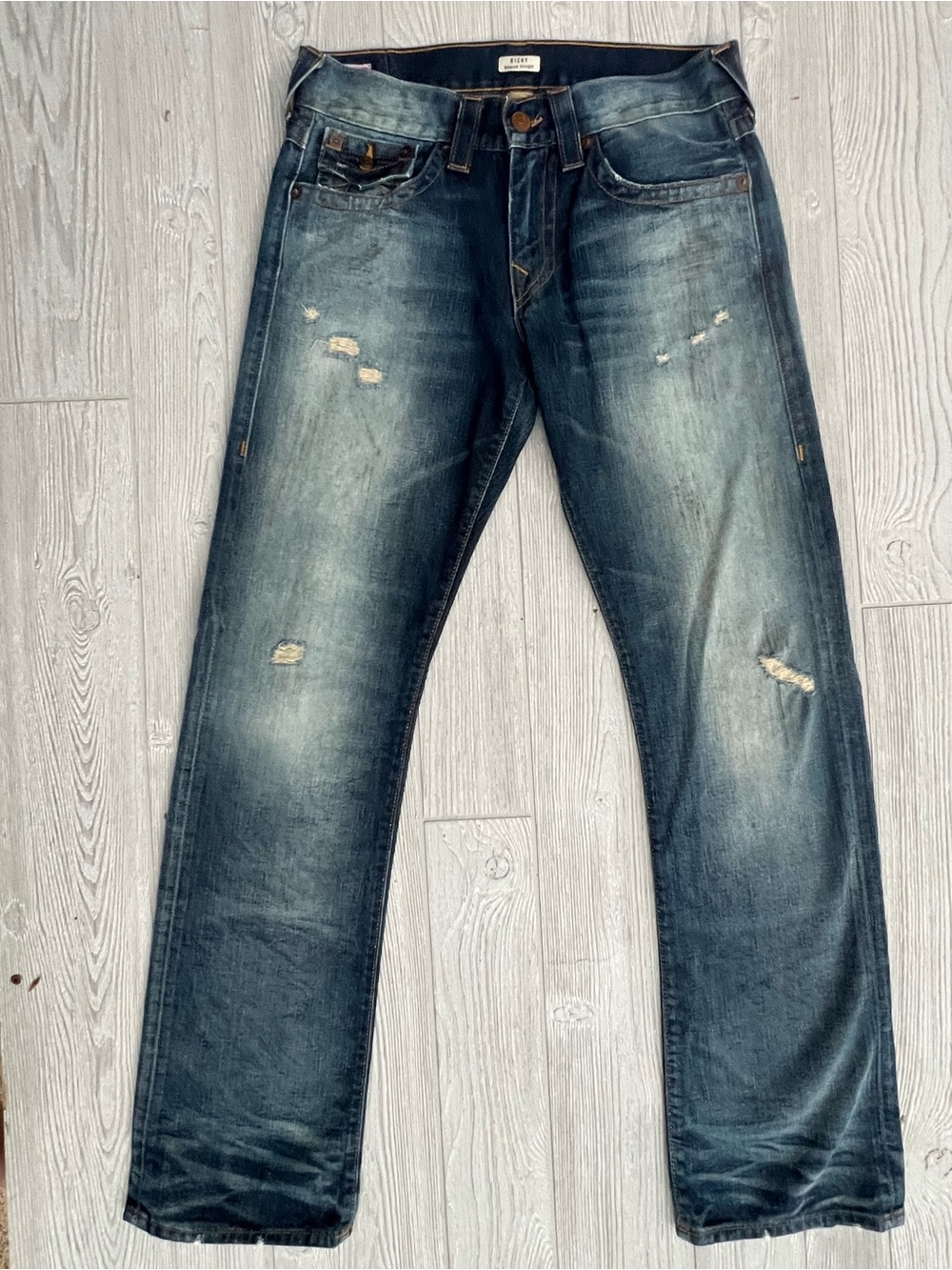 True Religion Ricky Relaxed Straight Jeans 31x32 Distressed Medium Wash
